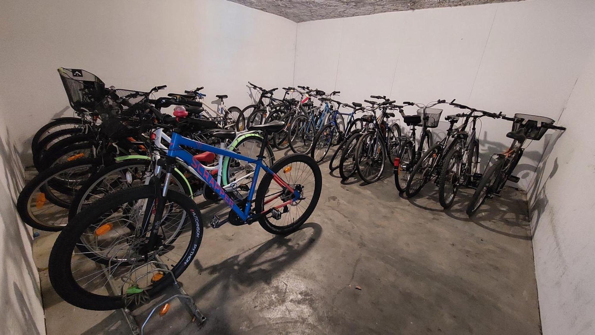 Appartement L'atelier St - Gare, Parking Prive - Clim - Piscine